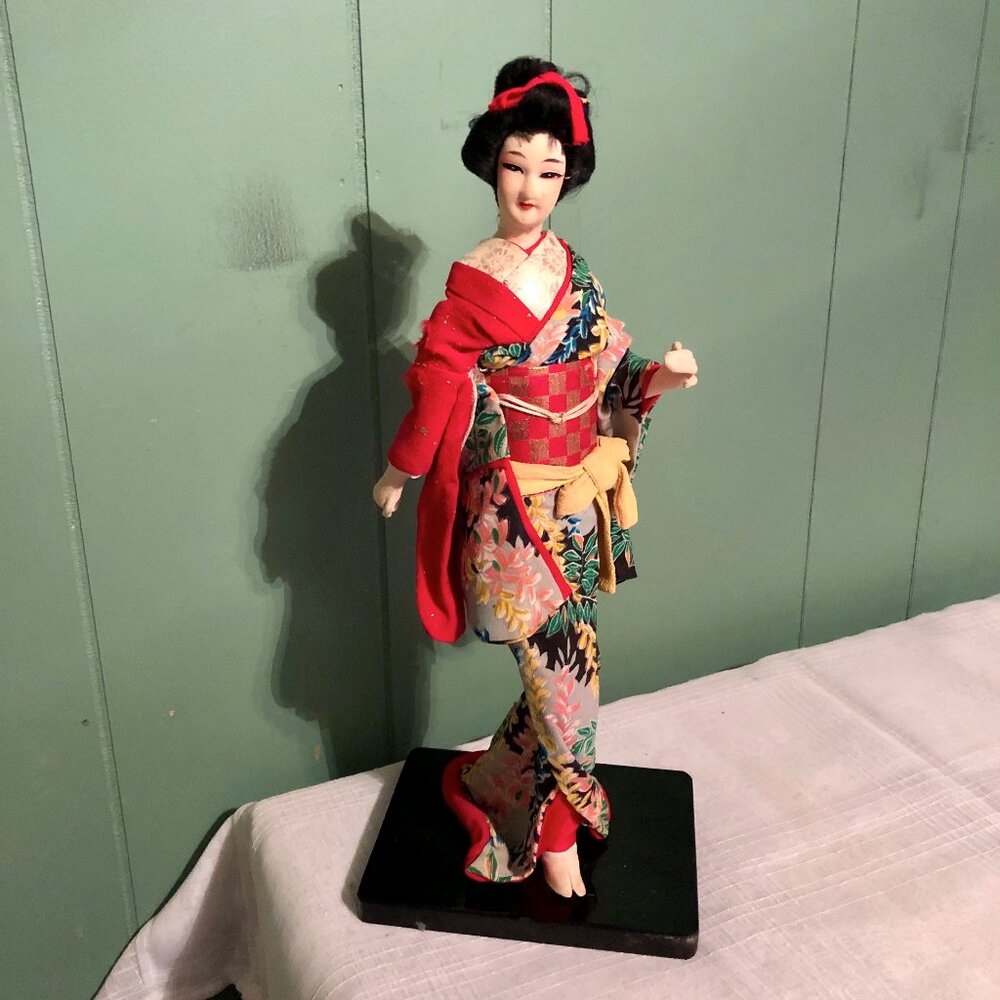 Vintage Japanese Kimono Geisha Doll Maiko Traditional Folk Craft Wood Stand